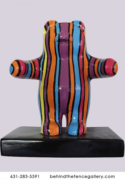 Mini Pop Art Gummy Bear Wall Statue