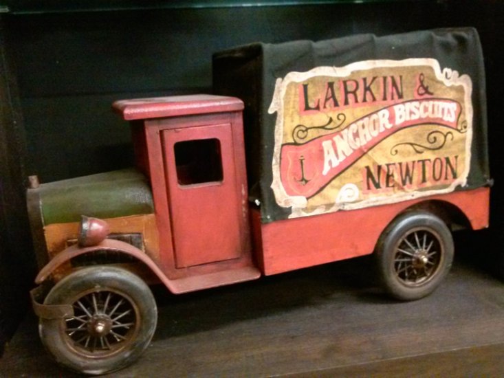 Handmade Larkin & Newton Truck - Click Image to Close