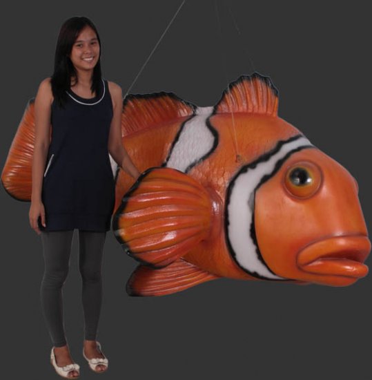Giant Clownfish - Hanging - Click Image to Close