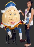 Humpty Dumpty Statue
