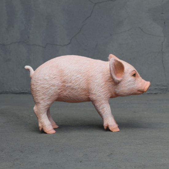 Standing pink piglet - Click Image to Close