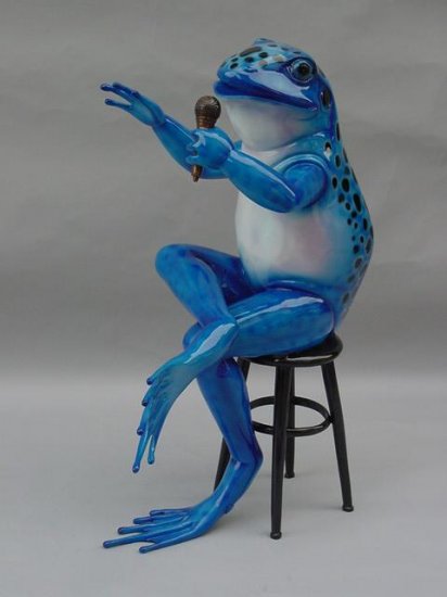 Singing Frog - Click Image to Close
