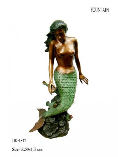Mermaid Sitting with Fish Fountain - Click Image to Close