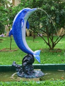 Single Dolphin Fountain