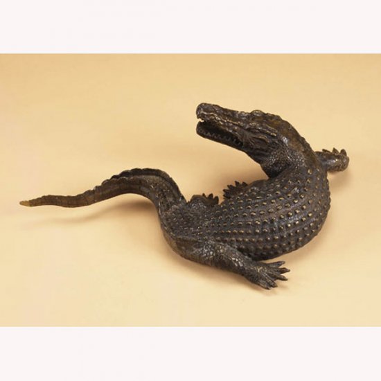 Bronze Crocodile with Open Mouth Fountain - Click Image to Close