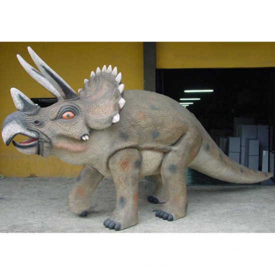 Triceratops 8ft. - Click Image to Close