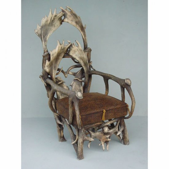 Antler Gentleman's Chair with Arms - Click Image to Close