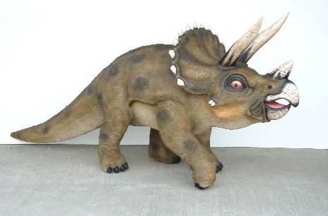 Triceratops 4ft. - Click Image to Close